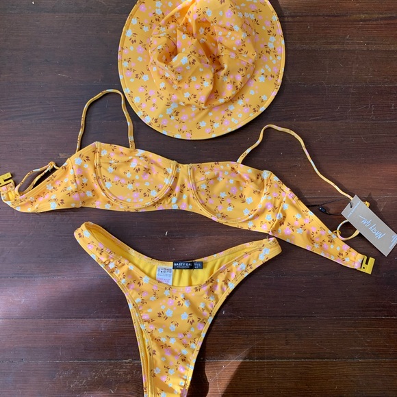 Nasty Gal Other - NastyGal yellow floral bikini and bucket hat set